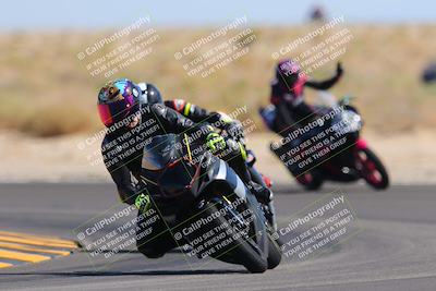 media/Oct-08-2022-SoCal Trackdays (Sat) [[1fc3beec89]]/Turn 16 (125pm)/